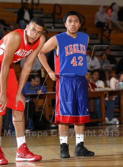 Thumbnail 1 in Mater Dei vs. Glenn (Jim Harris Memorial) photogallery.
