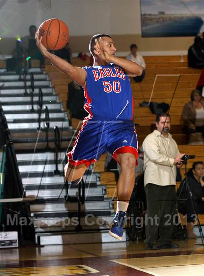 Thumbnail 3 in Mater Dei vs. Glenn (Jim Harris Memorial) photogallery.