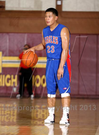 Thumbnail 3 in Mater Dei vs. Glenn (Jim Harris Memorial) photogallery.