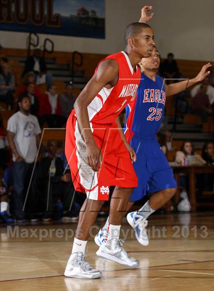 Thumbnail 3 in Mater Dei vs. Glenn (Jim Harris Memorial) photogallery.