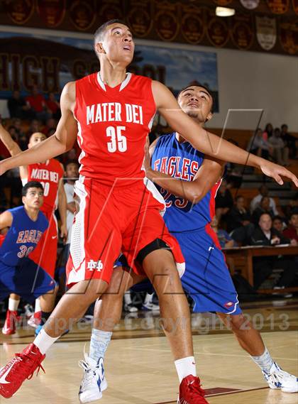 Thumbnail 2 in Mater Dei vs. Glenn (Jim Harris Memorial) photogallery.