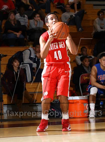 Thumbnail 3 in Mater Dei vs. Glenn (Jim Harris Memorial) photogallery.