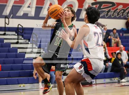Thumbnail 1 in Kennedy @ Bolsa Grande photogallery.