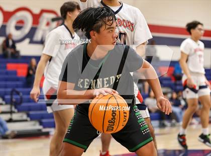 Thumbnail 1 in Kennedy @ Bolsa Grande photogallery.