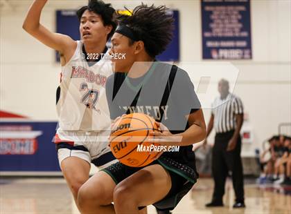 Thumbnail 3 in Kennedy @ Bolsa Grande photogallery.