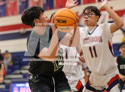 Thumbnail 1 in Kennedy @ Bolsa Grande photogallery.