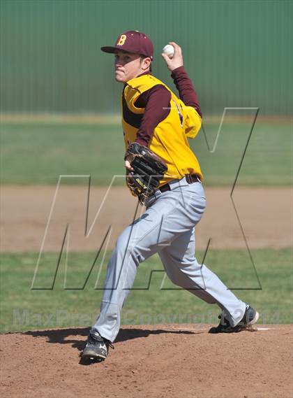 Thumbnail 2 in Leonard vs Bells (Pottsboro Tournament) photogallery.
