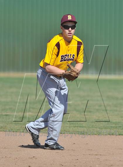 Thumbnail 3 in Leonard vs Bells (Pottsboro Tournament) photogallery.