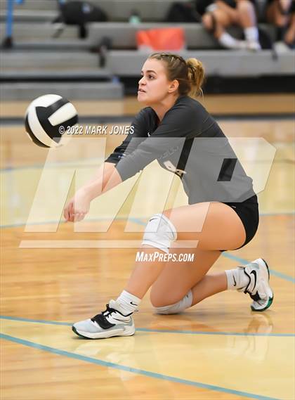 Thumbnail 1 in Estrella Foothills vs. Bradshaw Mountain (JV) photogallery.