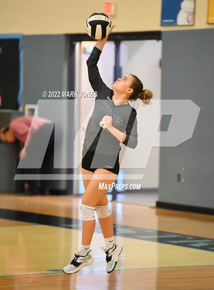 Thumbnail 3 in Estrella Foothills vs. Bradshaw Mountain (JV) photogallery.