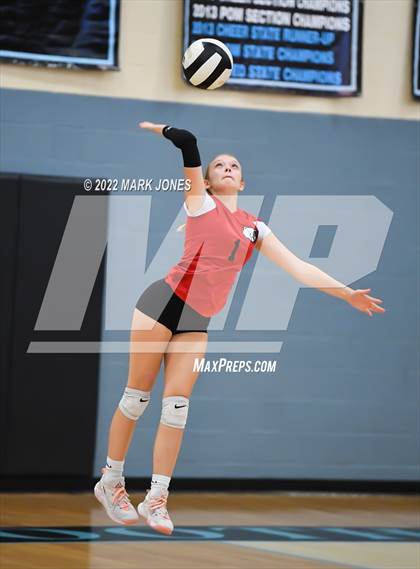Thumbnail 1 in Estrella Foothills vs. Bradshaw Mountain (JV) photogallery.