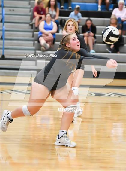 Thumbnail 2 in Estrella Foothills vs. Bradshaw Mountain (JV) photogallery.