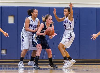 Thumbnail 1 in Warren vs O'Connor photogallery.
