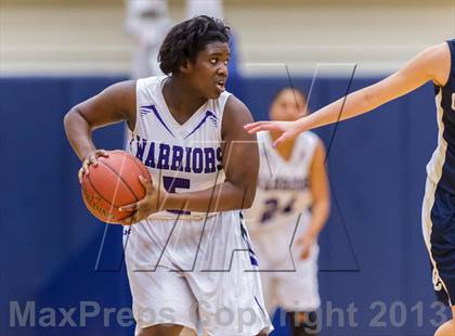Thumbnail 2 in Warren vs O'Connor photogallery.