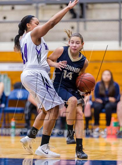 Thumbnail 1 in Warren vs O'Connor photogallery.