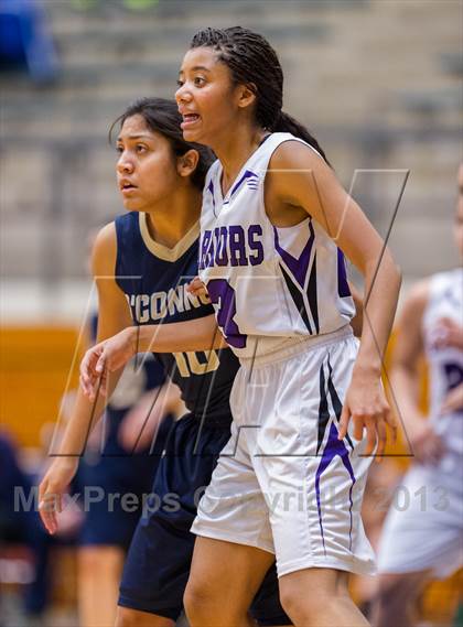Thumbnail 1 in Warren vs O'Connor photogallery.