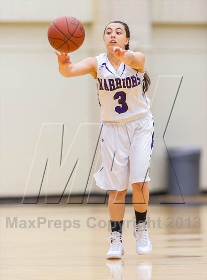 Thumbnail 2 in Warren vs O'Connor photogallery.