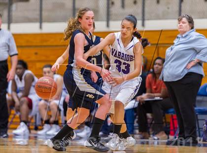 Thumbnail 2 in Warren vs O'Connor photogallery.