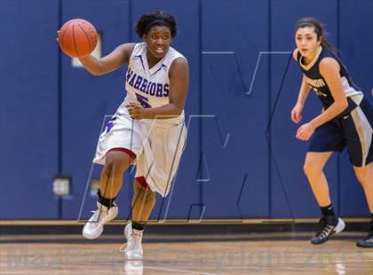 Thumbnail 2 in Warren vs O'Connor photogallery.