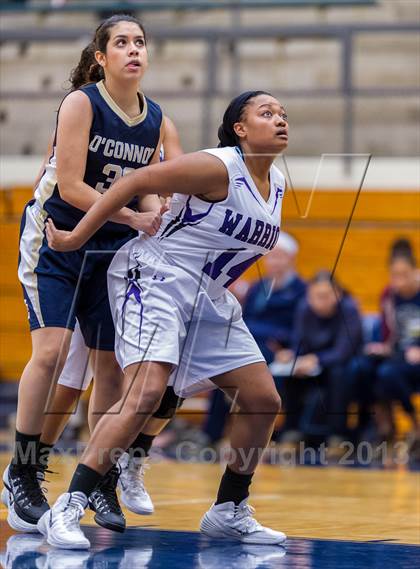 Thumbnail 1 in Warren vs O'Connor photogallery.