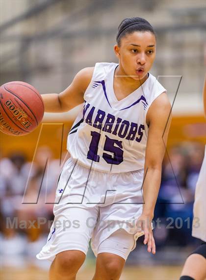 Thumbnail 1 in Warren vs O'Connor photogallery.