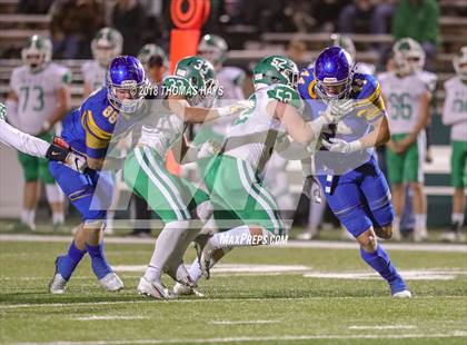 Thumbnail 2 in Wall vs. Brock (UIL 3A Regional Playoff) photogallery.