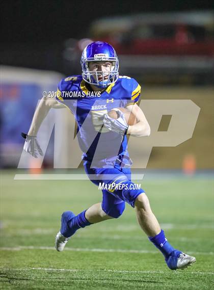 Thumbnail 2 in Wall vs. Brock (UIL 3A Regional Playoff) photogallery.