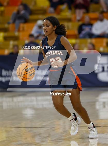 Thumbnail 3 in Sky View vs. Mountain Crest (UHSAA 4A Quarterfinal) photogallery.