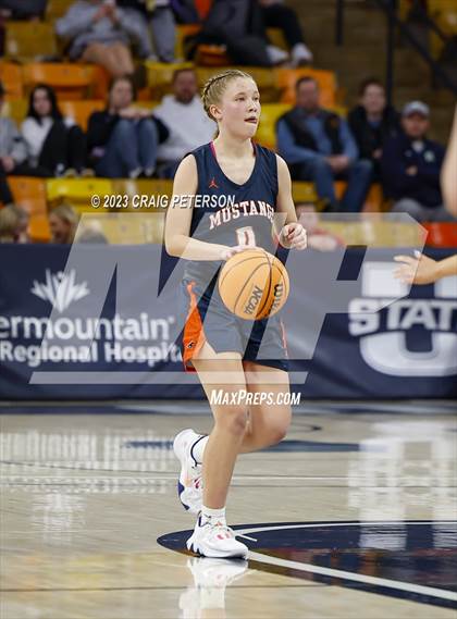 Thumbnail 1 in Sky View vs. Mountain Crest (UHSAA 4A Quarterfinal) photogallery.
