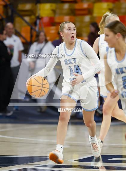 Thumbnail 3 in Sky View vs. Mountain Crest (UHSAA 4A Quarterfinal) photogallery.