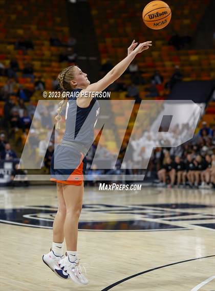 Thumbnail 2 in Sky View vs. Mountain Crest (UHSAA 4A Quarterfinal) photogallery.