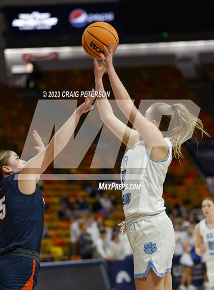 Thumbnail 3 in Sky View vs. Mountain Crest (UHSAA 4A Quarterfinal) photogallery.