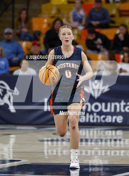 Thumbnail 3 in Sky View vs. Mountain Crest (UHSAA 4A Quarterfinal) photogallery.