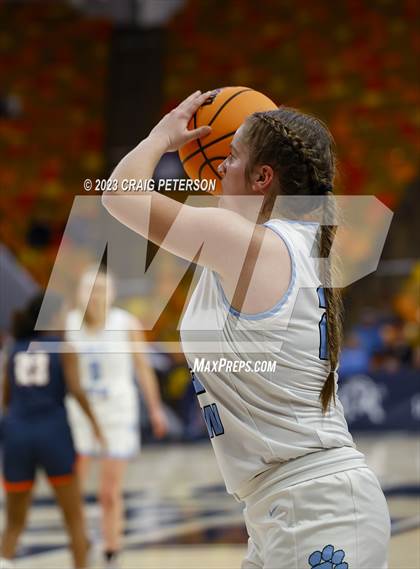 Thumbnail 1 in Sky View vs. Mountain Crest (UHSAA 4A Quarterfinal) photogallery.