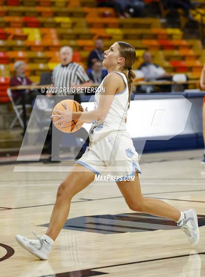 Thumbnail 1 in Sky View vs. Mountain Crest (UHSAA 4A Quarterfinal) photogallery.