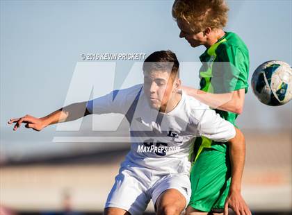 Thumbnail 2 in Fossil Ridge vs. Lincoln (CHSAA 5A 2nd Round) photogallery.