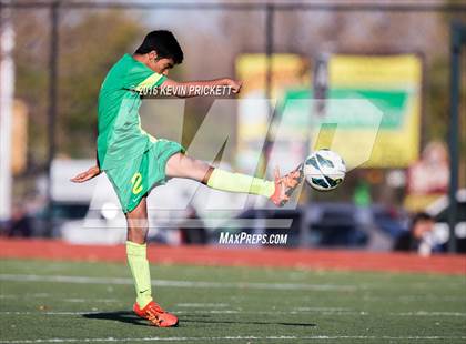 Thumbnail 2 in Fossil Ridge vs. Lincoln (CHSAA 5A 2nd Round) photogallery.