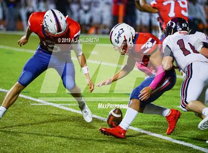 Thumbnail 2 in Lawrence @ Olathe North Varsity Football photogallery.