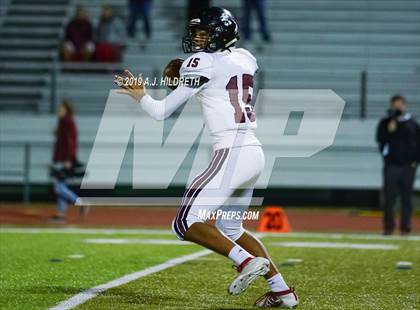 Thumbnail 1 in Lawrence @ Olathe North Varsity Football photogallery.