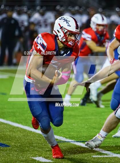 Thumbnail 2 in Lawrence @ Olathe North Varsity Football photogallery.