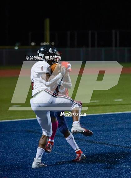 Thumbnail 2 in Lawrence @ Olathe North Varsity Football photogallery.