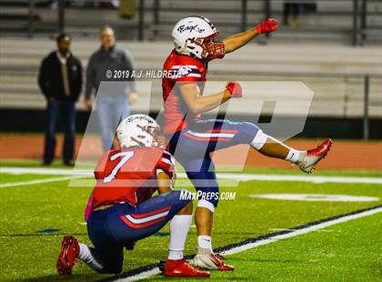 Thumbnail 2 in Lawrence @ Olathe North Varsity Football photogallery.