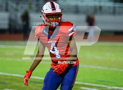 Thumbnail 2 in Lawrence @ Olathe North Varsity Football photogallery.
