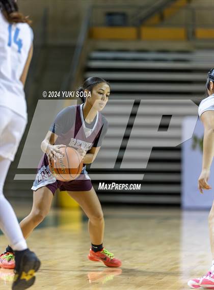 Thumbnail 3 in Midland Legacy vs. Socorro (Byron Johnston Holiday Classic) photogallery.