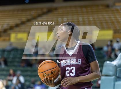 Thumbnail 2 in Midland Legacy vs. Socorro (Byron Johnston Holiday Classic) photogallery.