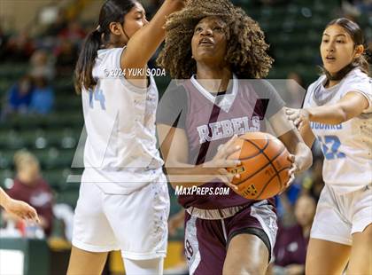 Thumbnail 3 in Midland Legacy vs. Socorro (Byron Johnston Holiday Classic) photogallery.