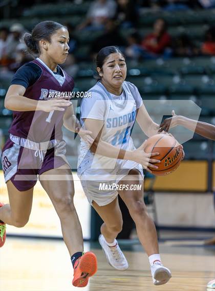 Thumbnail 3 in Midland Legacy vs. Socorro (Byron Johnston Holiday Classic) photogallery.