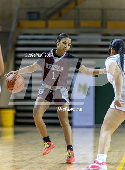 Thumbnail 2 in Midland Legacy vs. Socorro (Byron Johnston Holiday Classic) photogallery.