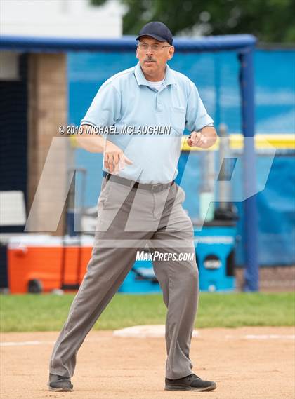 Thumbnail 3 in Division vs Mepham (NYSPHSAA Section 8 Class A Final Game 2) photogallery.