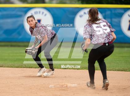 Thumbnail 1 in Division vs Mepham (NYSPHSAA Section 8 Class A Final Game 2) photogallery.